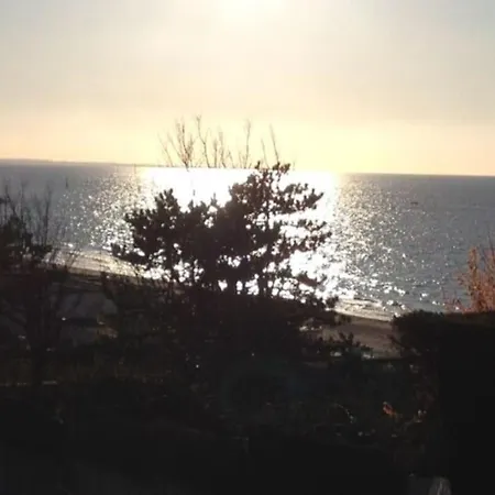 La Petite Chaumiere Sur Le Rivage