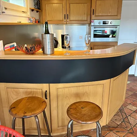 La Petite Chaumiere Sur Le Rivage